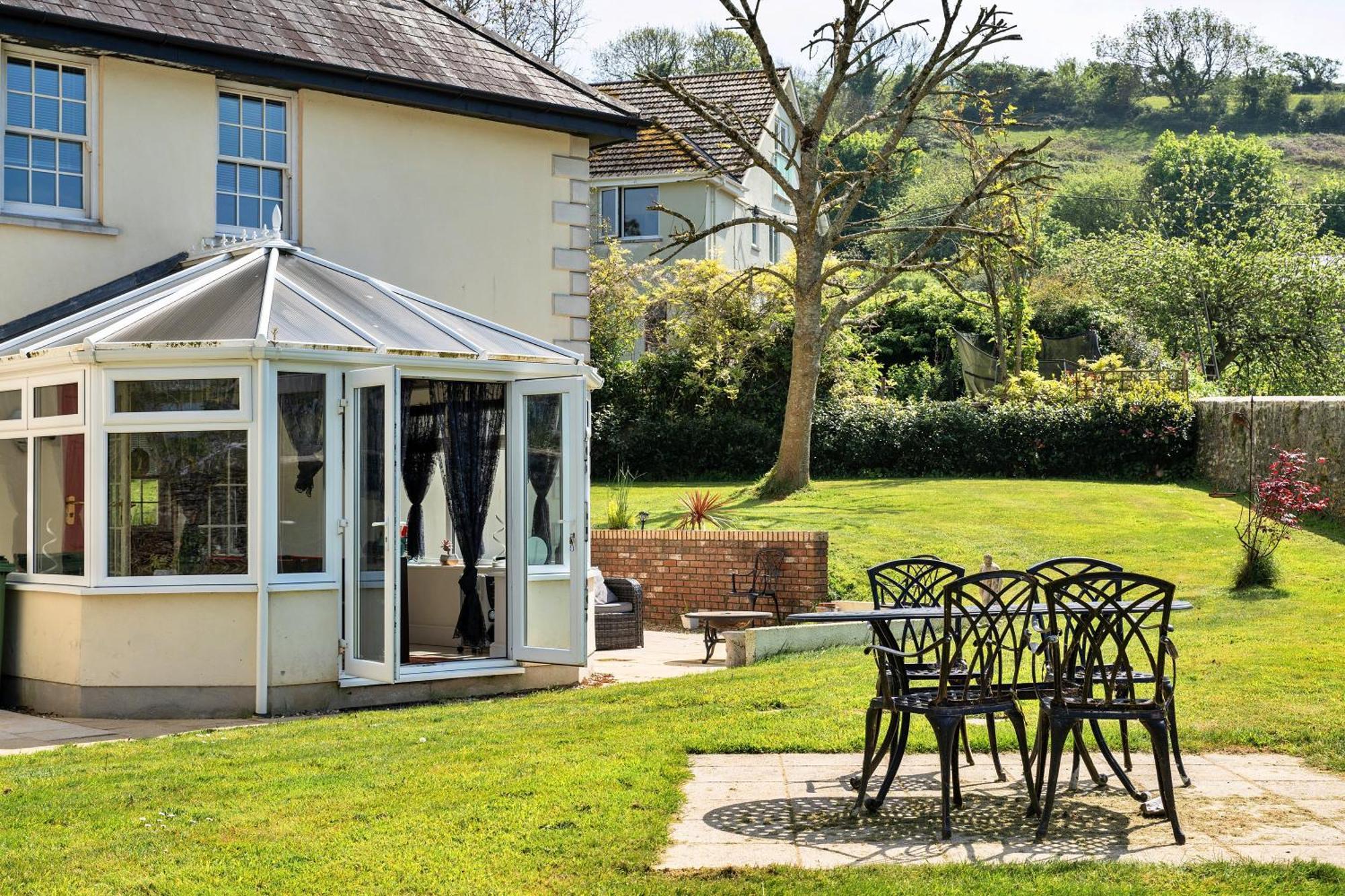 Finest Retreats - Nicely Tucked Away * Torpoint